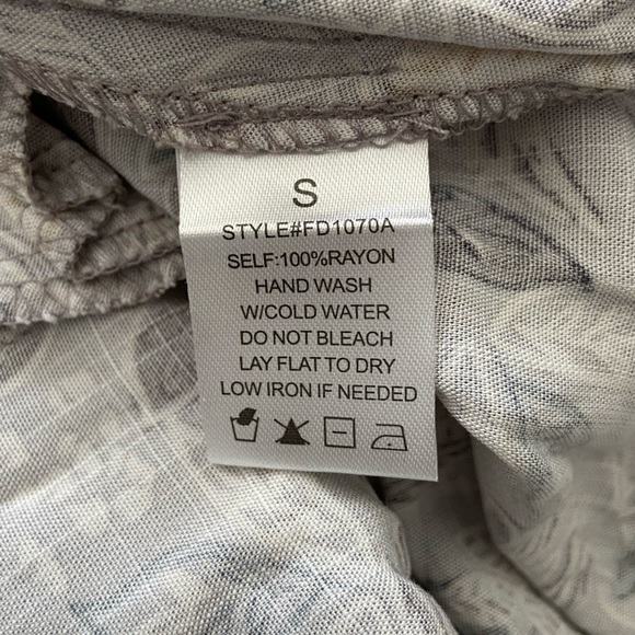 PinkBlush - Grey Floral Sweetheart Neck Maternity Dress - Size S - Picture 4 of 4